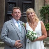 Sandra (geborene Oevermann) und Reiner Pawelski haben nach 25 Jahren als Paar geheiratet. Auf Schloss Bladenhorst gaben sie sich das Ja-Wort.