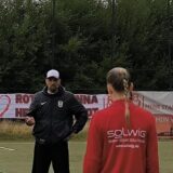 Die Frauen von RW Unna beim Trainingsauftakt.