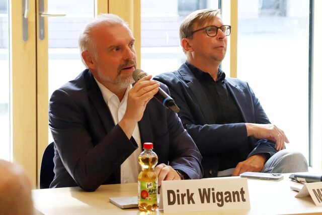 Dirk Wigant, Bürgermeister in Unna (l.) und Michael Sacher, Bürgermeisterkandidat