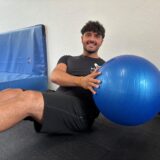 Daniel Metzen bei einer Sportübung, nachdem er 50 Kilogramm abgenommen hat.