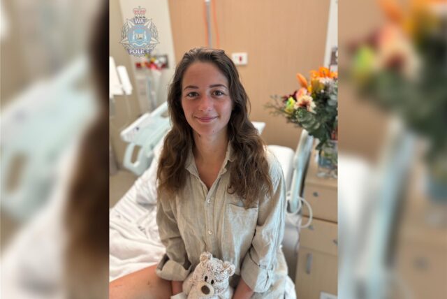 HANDOUT – Das von der Polizei zur Verfügung gestellte Bild zeigt Carolina Wilga im Krankenhaus. Wenige Tage nach ihrer Rettung aus der australischen Wildnis hat sich die deutsche Backpackerin emotional bei allen Helfern bedankt. Die 26-jährige Carolina Wilga wurde zwölf Tage lang vermisst, bevor eine vorbeikommende Passantin sie am 11.07.2025 zufällig im Outback entdeckte. +++ dpa-Bildfunk +++