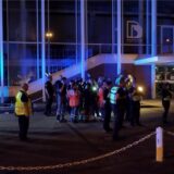 Rettungskräfte vor dem Heinz-Hilpert-Theater in Lünen