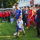 Testspiele gegen Twente haben für Schalke Tradition. In Marl trafen beide Teams im Juli 2024 aufeinandfer.