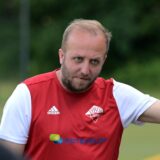 Almir Halilovic gestikuliert