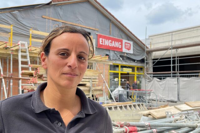 Rewe-Geschäftsführerin Nisrine Boulakhrif.