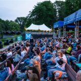 Ab dem 17. Juli werden beim „PSD Bank Sommerkino 2025“ wieder etliche Filme an der Seebühne im Westfalenpark Dortmund gezeigt.