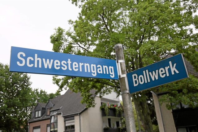 Straßenschilder Schwesterngang/Bollwerk.