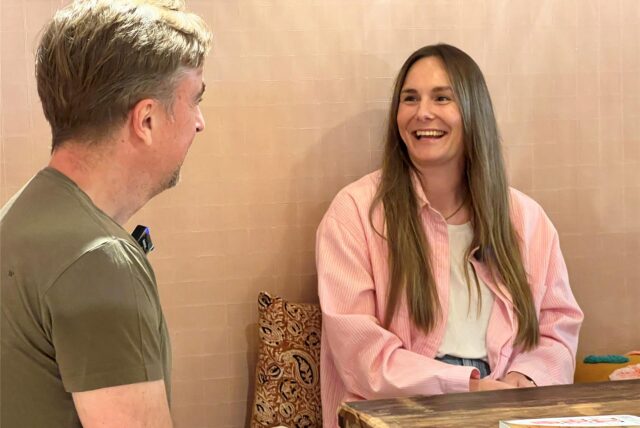 Carina Dupont und Autor Thomas Matiszik im Gespräch.