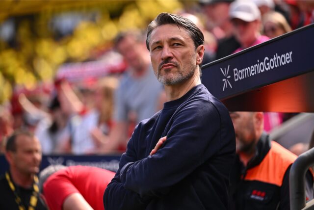 Niko Kovac guckt zur Seite.