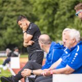 Mehmet Kara (hinten) war mit den Auftritten seines VfL Kamen beim Vorbereitungsturnier in Hilbeck nicht unzufrieden, auch wenn am Ende nicht der Sieg heraussprang.