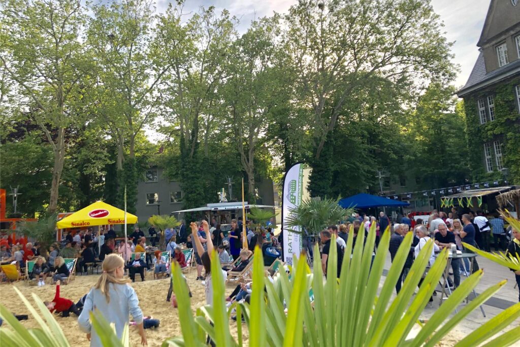 Täglich Livemusik beim Street Beach Festival in Holzwickede.