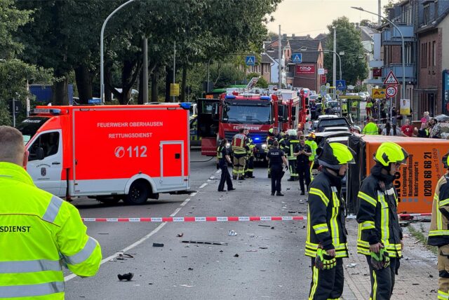 Unfallstelle nach tödlichem Lkw-Unfall in Oberhausen.